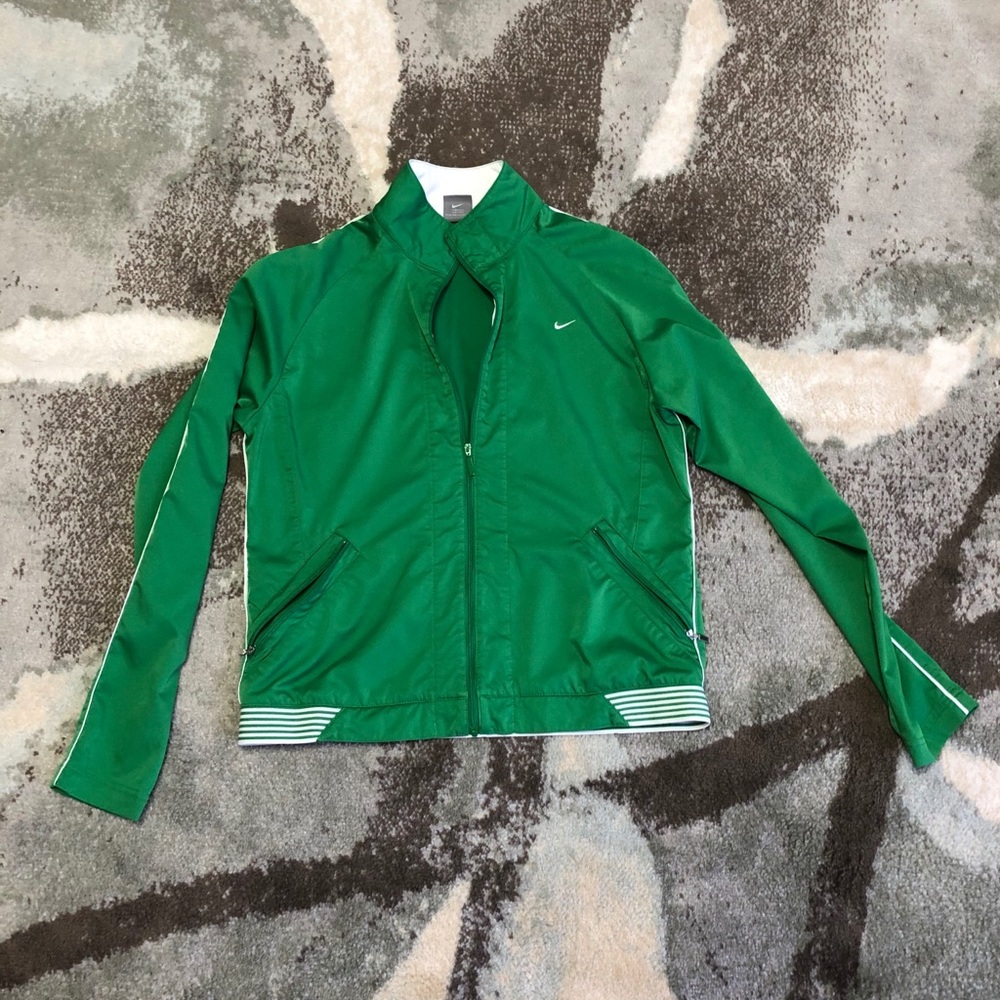 Nike lightweight green jacket